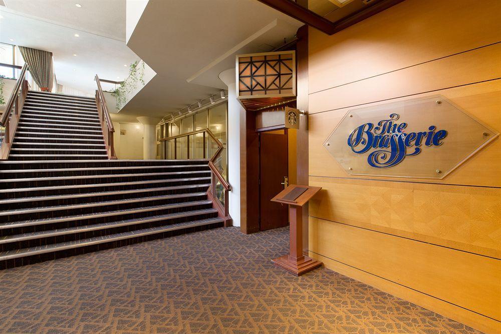 Coast Plaza Hotel And Suites Vancouver Eksteriør bilde
